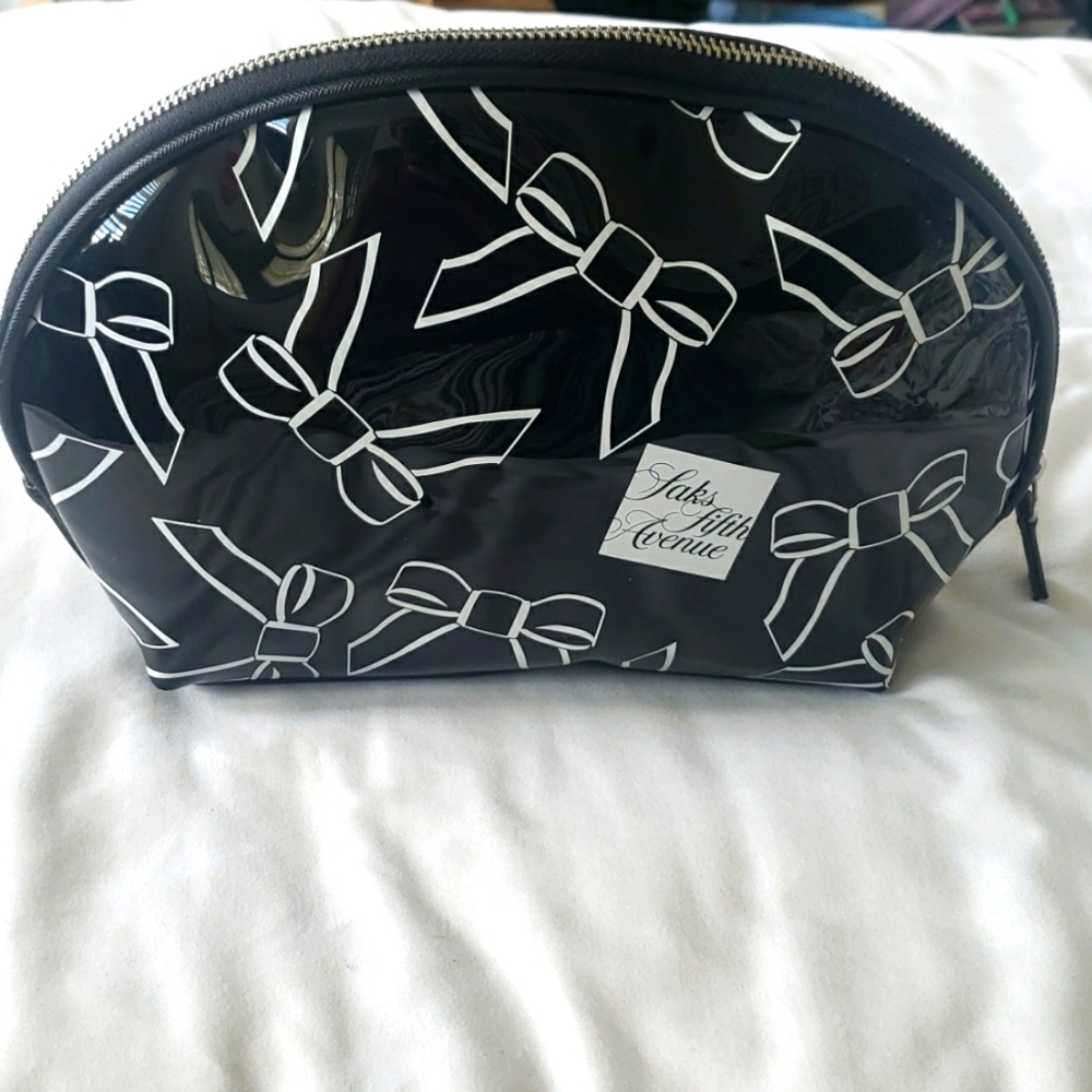 Saks Fifth Avenue Cosmetic/Travel Bag